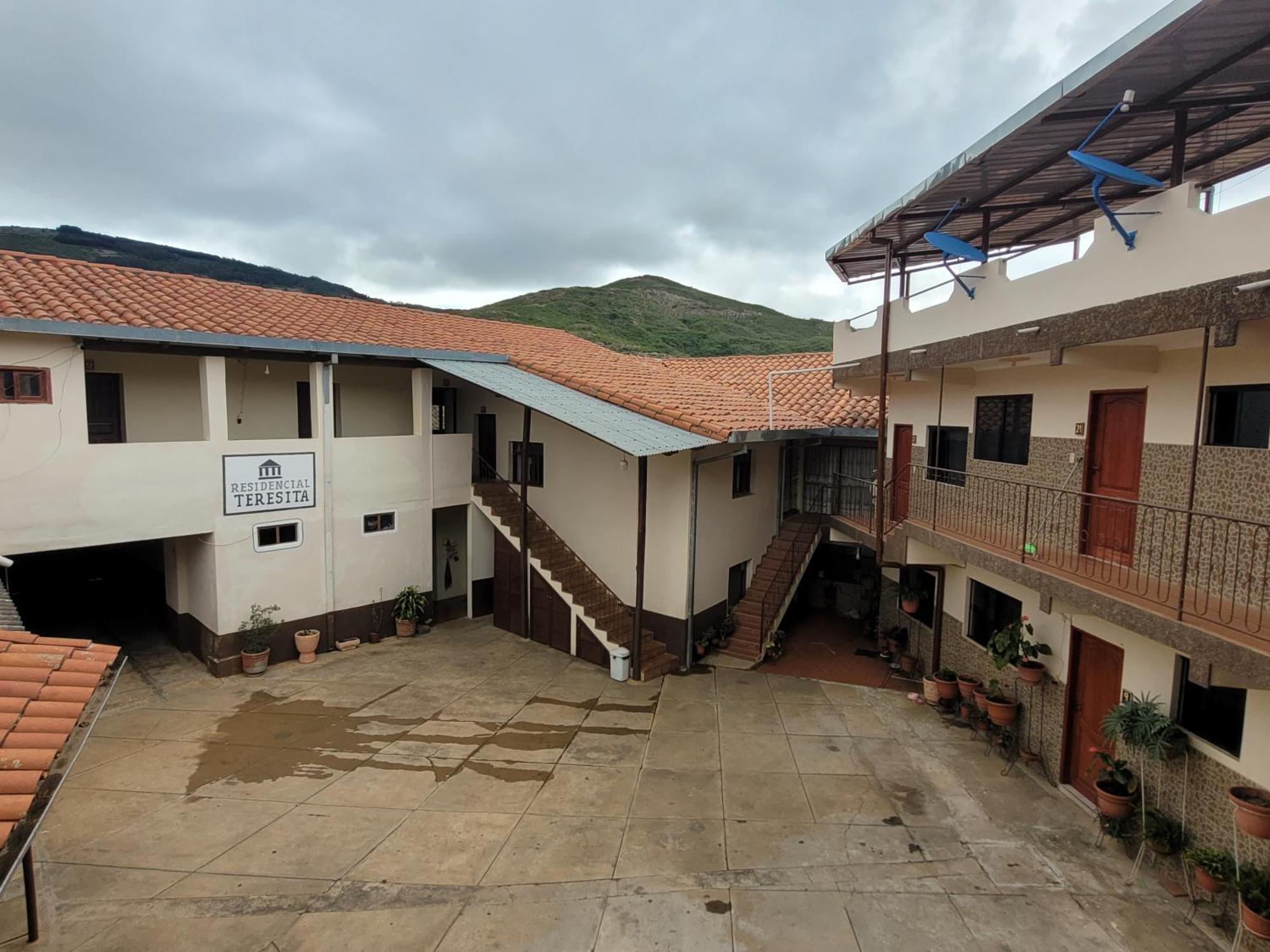 Hotel Residencial Teresita Vallegrande Esterno foto